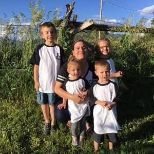 Meet your Posher, Sarai